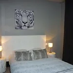 Belle Hotel