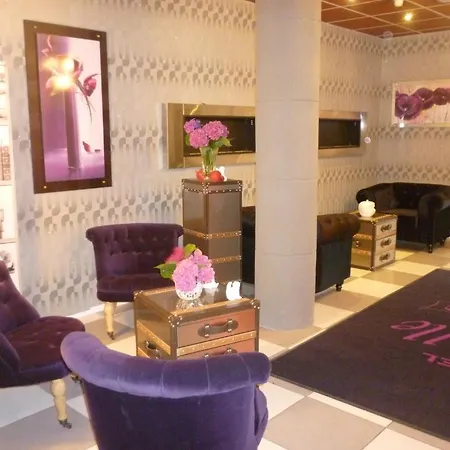 Belle Hotel 3*